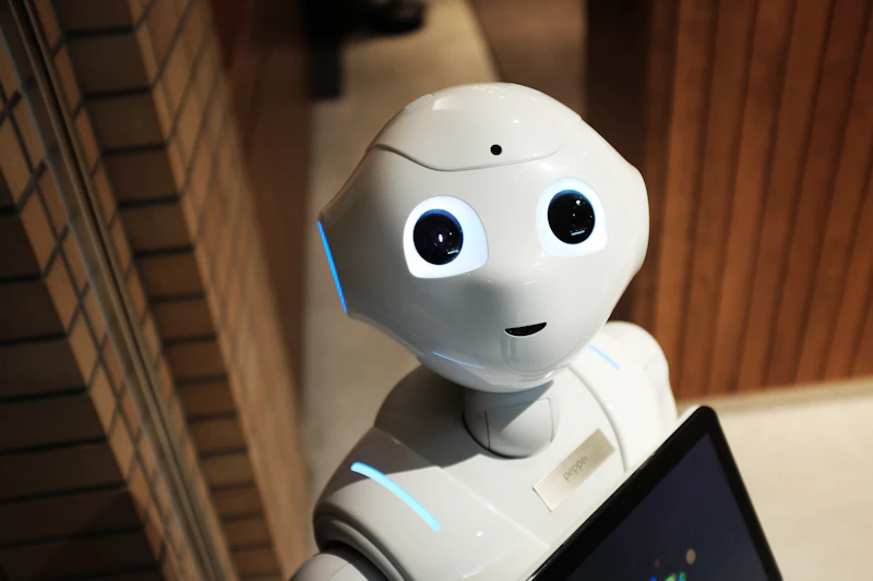Does AI destroy jobs or transform them: what is really happening in Spanish companies